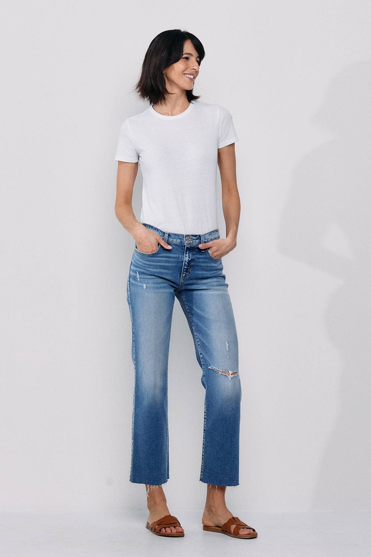 SNEAK PEEK- MID RISE STRAIGHT JEANS WITH KNEE RIPS